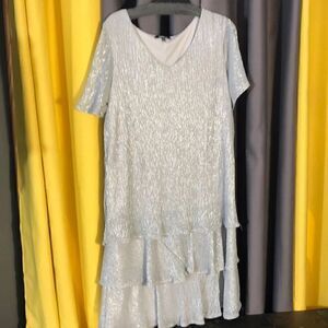 Onyx Nite Silver Cocktail Dress Size 16W NWOT